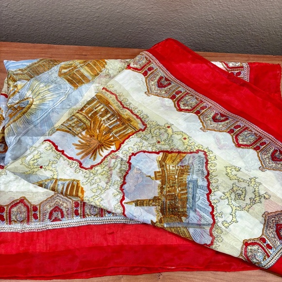 Vintage Italian Silk Scarf with Iconic Landmark Scenes in Italy size 38”x38” - Picture 14 of 16